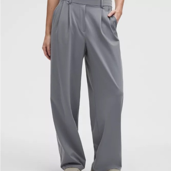 Lululemon Gray Daydrift Trousers - Picture 1 of 1